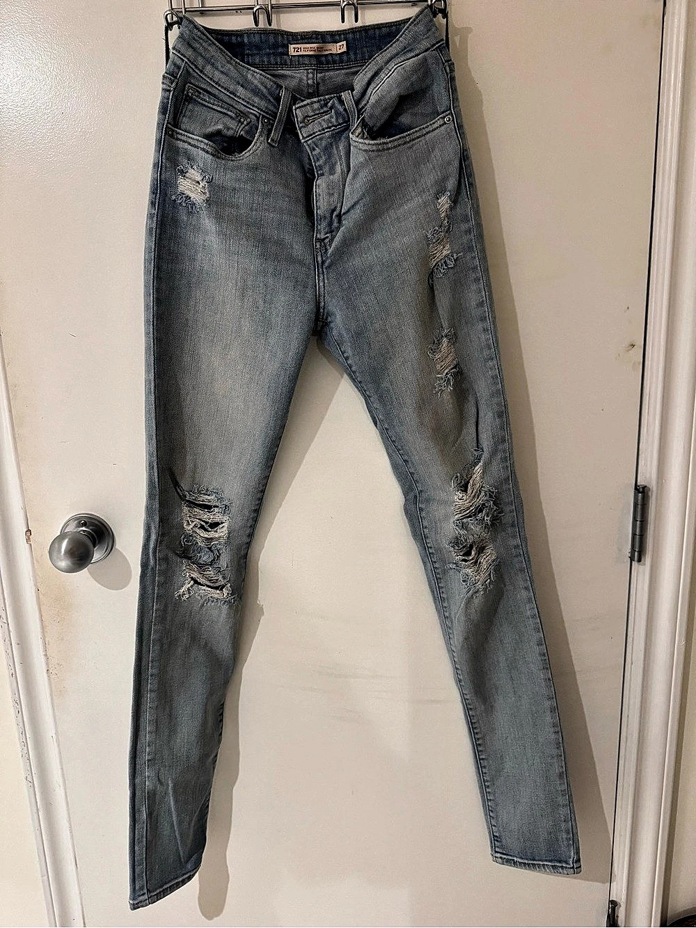 Levi's 721 High Rise Skinny Distressed Blue Waist 27 Jeans
